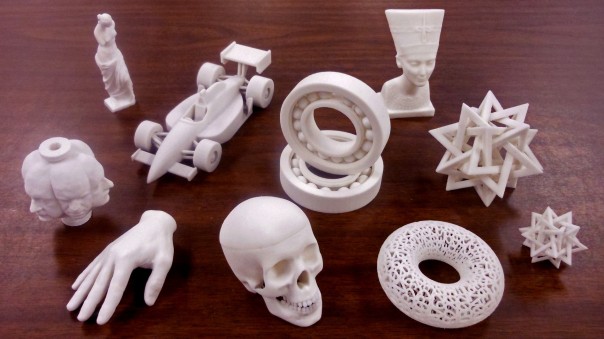 random-3d-printed-objects-hand-skull-c